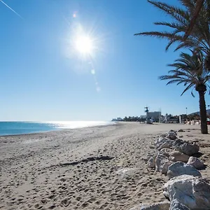https://lujoso-piso-con-jardin-privado-a-dos-minutos-andando-de.es-andalucia.com